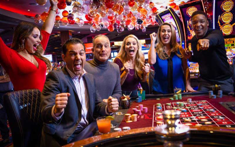How do I start gambling at Live Casinos?